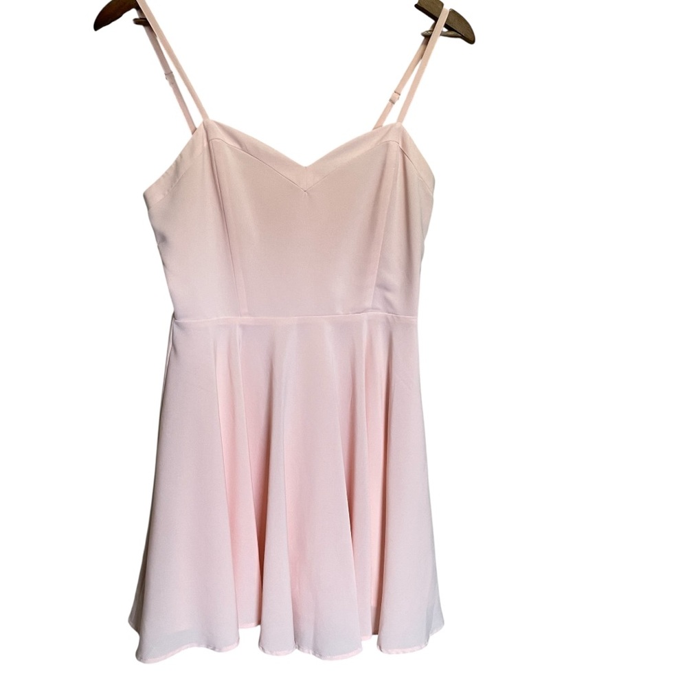 Aritzia Talula Lipinski Dress Peach Women’s Size 4